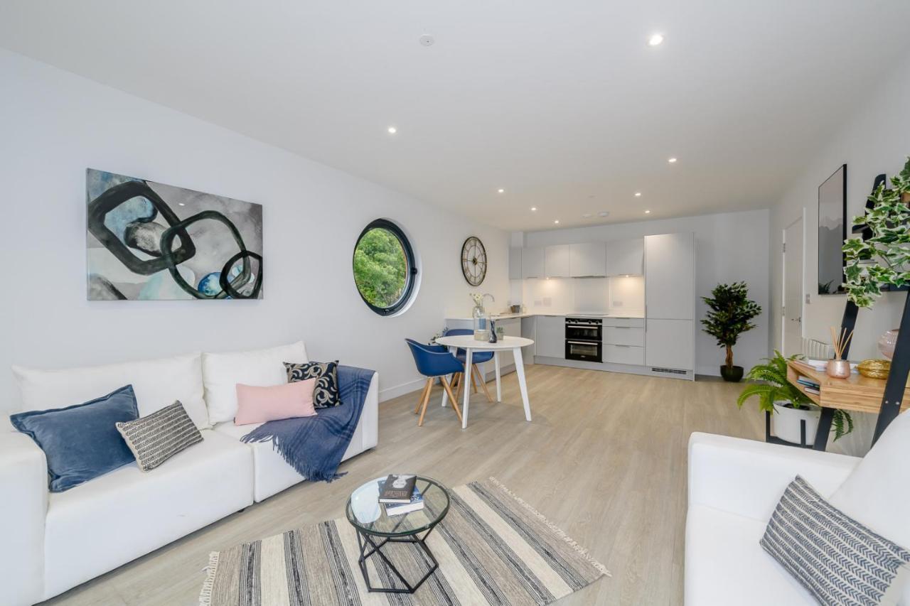 5 Middlecombe - Luxury Apartment At Byron Woolacombe, Only 4 Minute Walk To Woolacombe Beach! 외부 사진