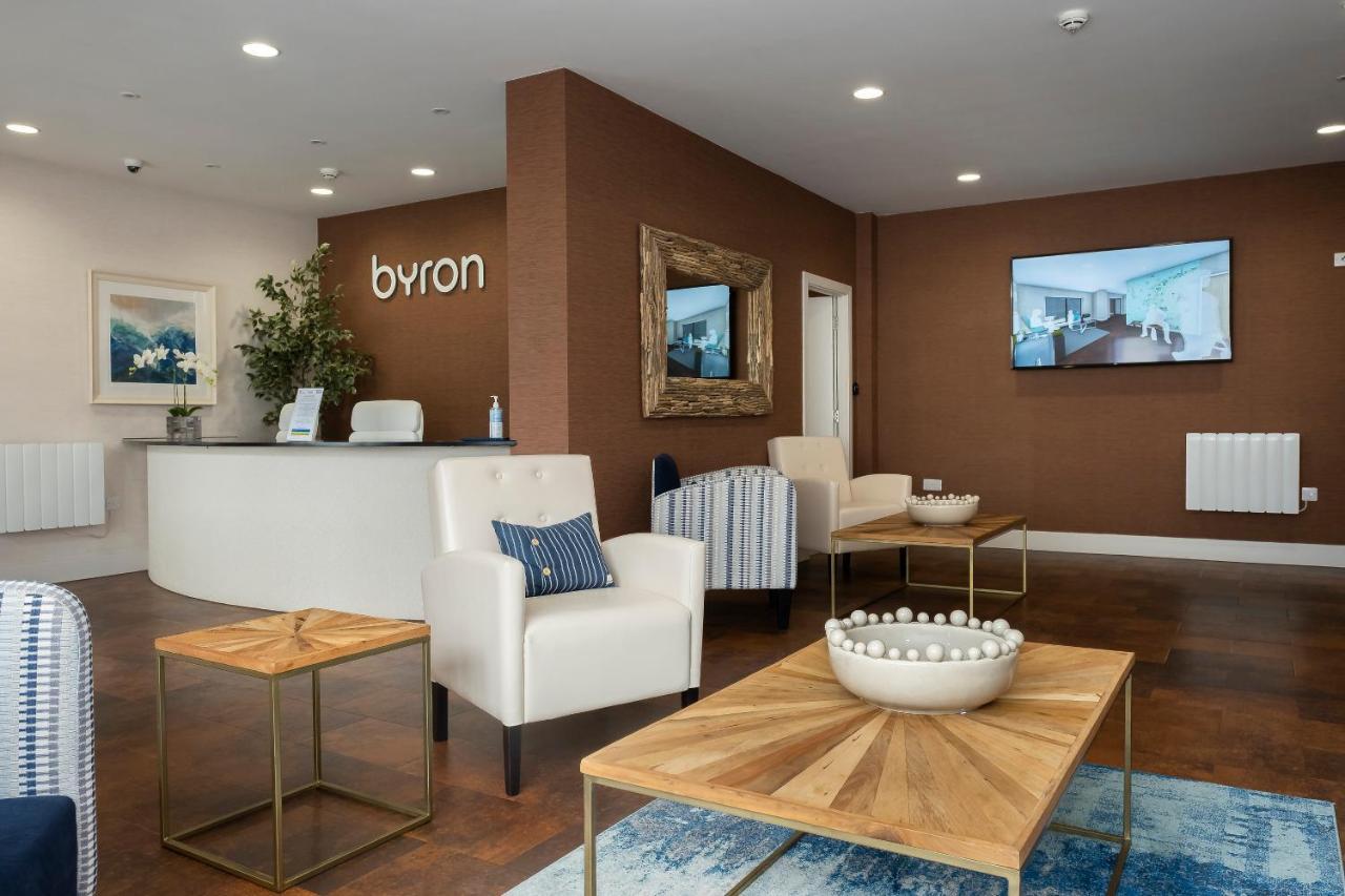 5 Middlecombe - Luxury Apartment At Byron Woolacombe, Only 4 Minute Walk To Woolacombe Beach! 외부 사진