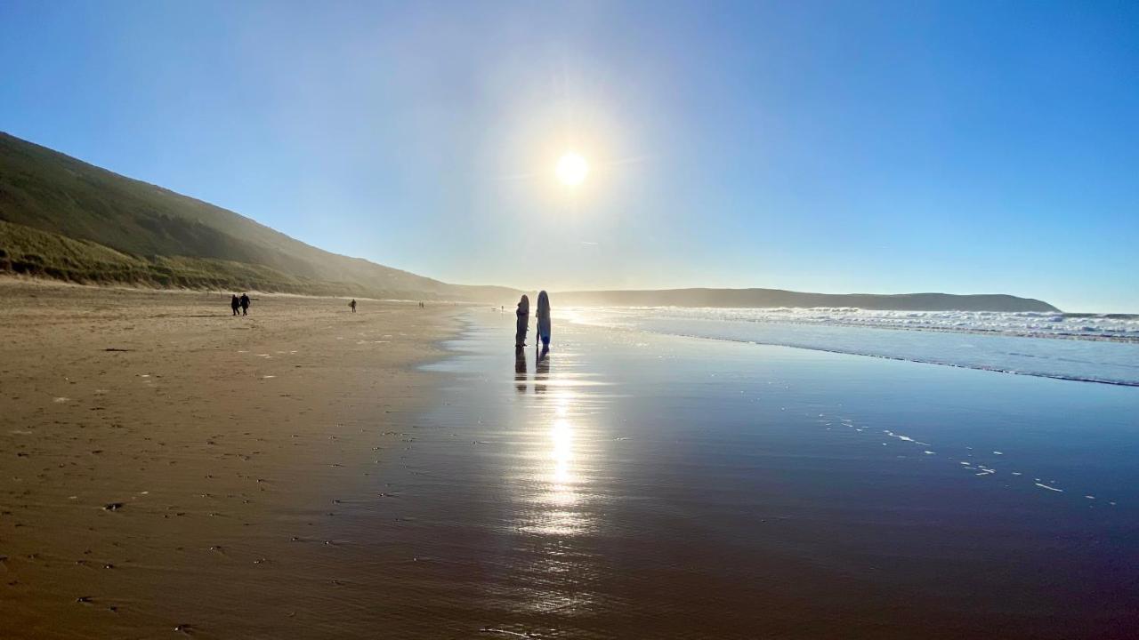 5 Middlecombe - Luxury Apartment At Byron Woolacombe, Only 4 Minute Walk To Woolacombe Beach! 외부 사진